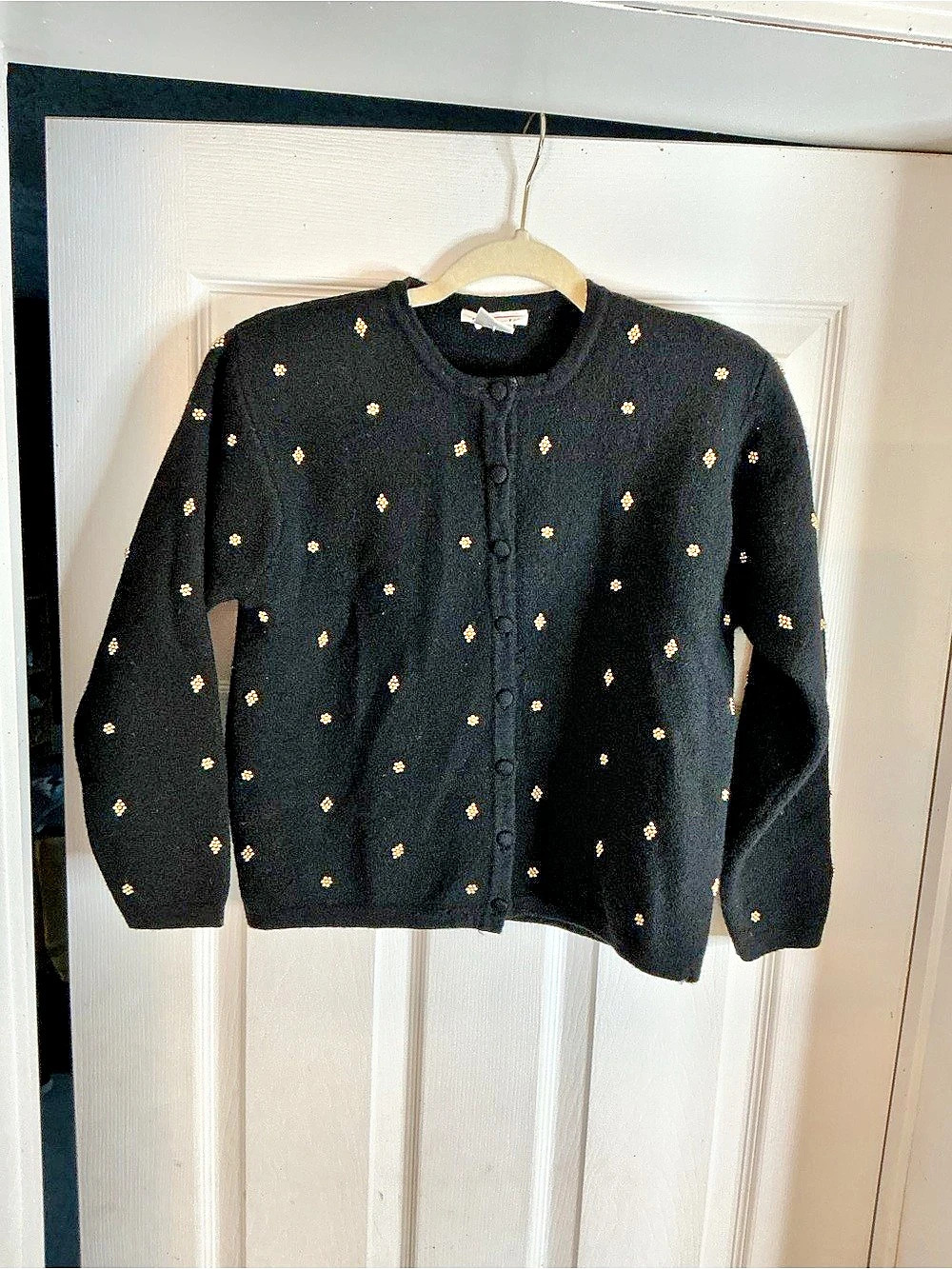 Talbots Embellished Black Cardigan Size Medium 100%wool laine
